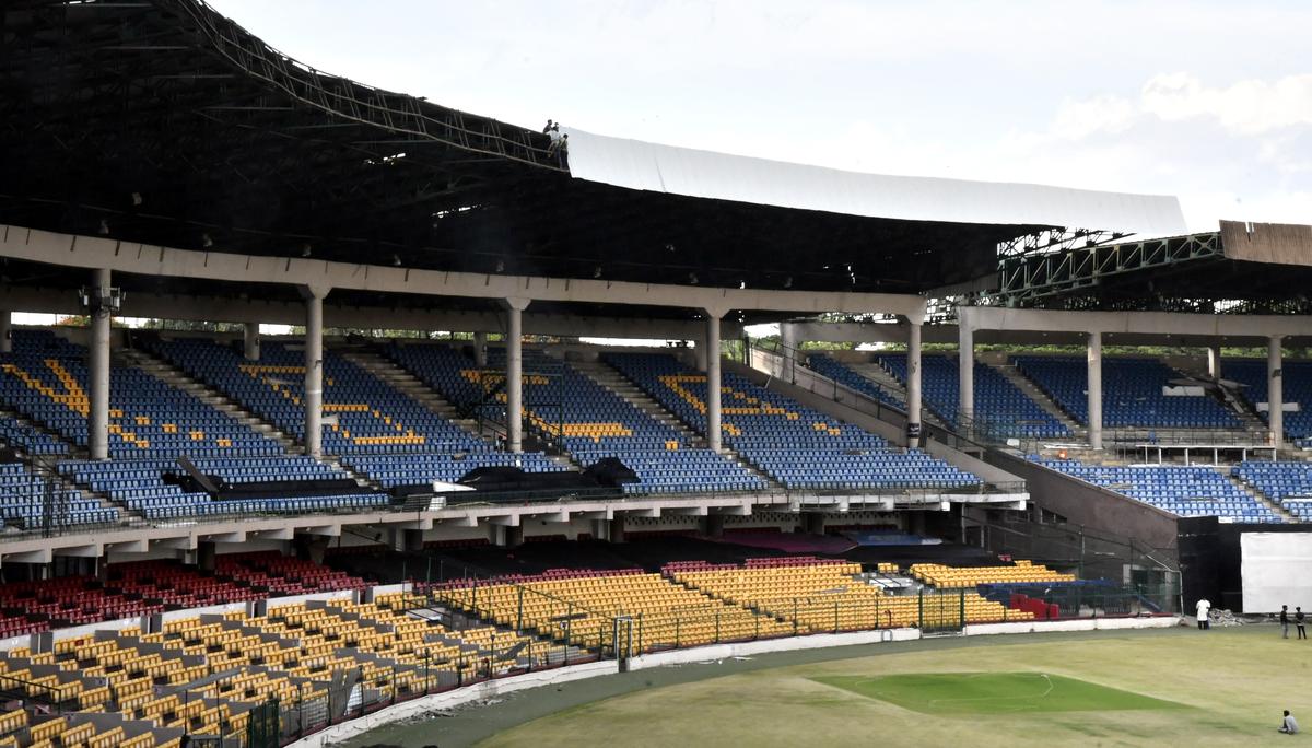 2023 ODI World Cup venues Chinnaswamy Stadium — capacity, pitch info